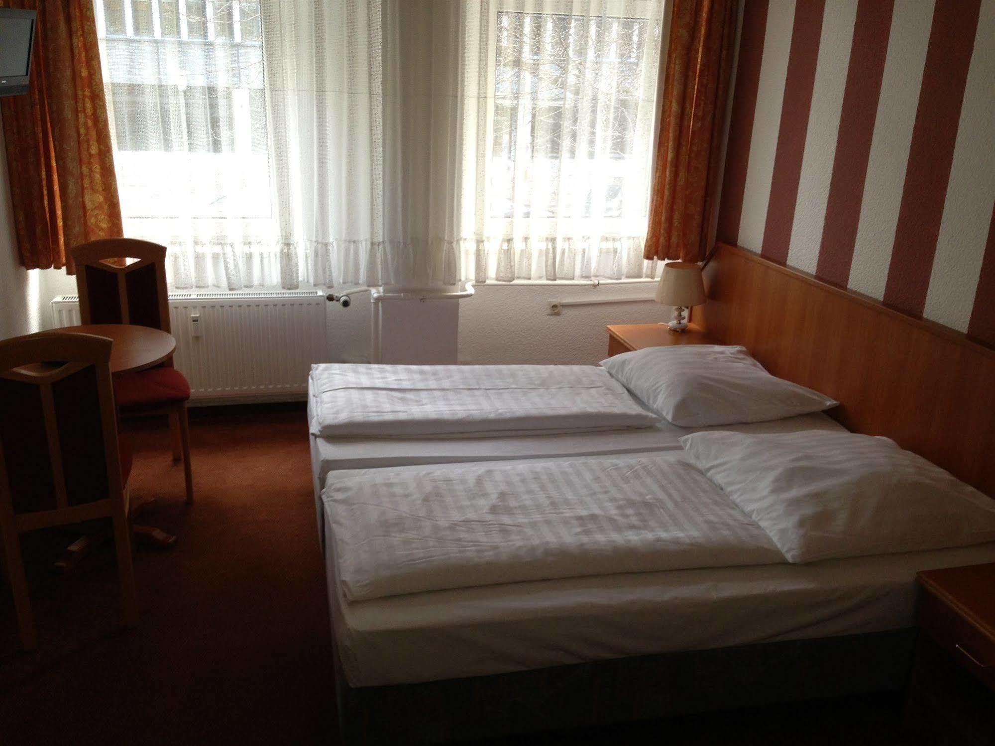 Itm Hotel Oase 함브루크 외부 사진